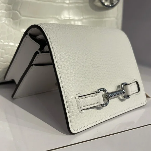 MICHAEL KORS Carson Small Pebbled Leather Wallet
OPTIC WHITE
NWT - Picture 12 of 16